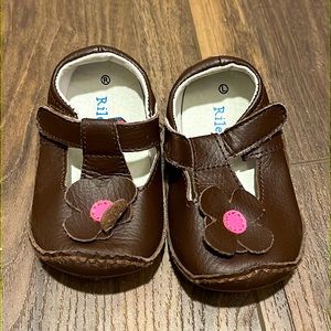 Riley Roos Toddler Mary Jane Shoes, size 12-18 months